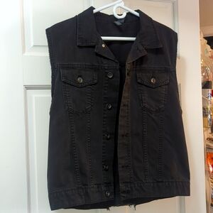 H&M Divided black jean vest size large